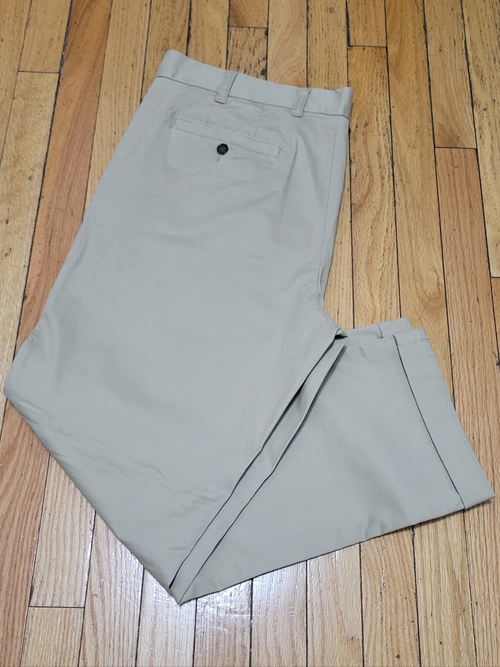 Tommy Hilfiger Men's Light Khaki Chino Pants